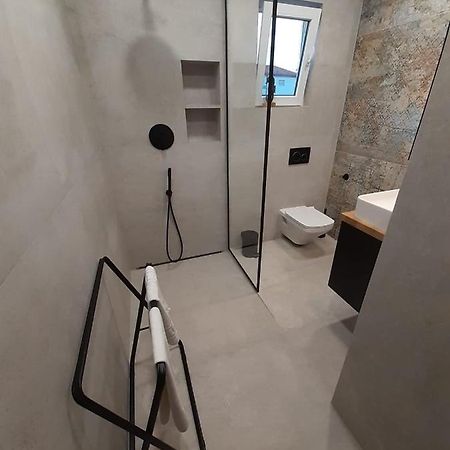 Apartments Dile Sukošan المظهر الخارجي الصورة