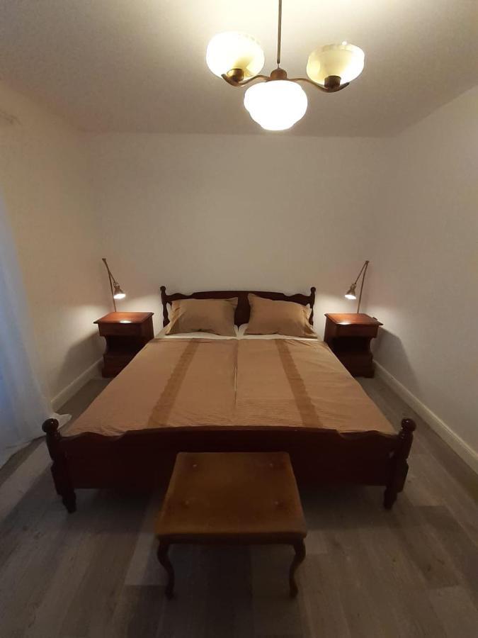 Apartments Dile Sukošan المظهر الخارجي الصورة