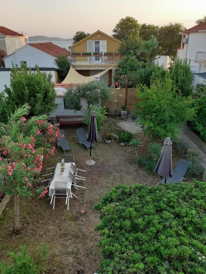 Apartments Dile Sukošan المظهر الخارجي الصورة